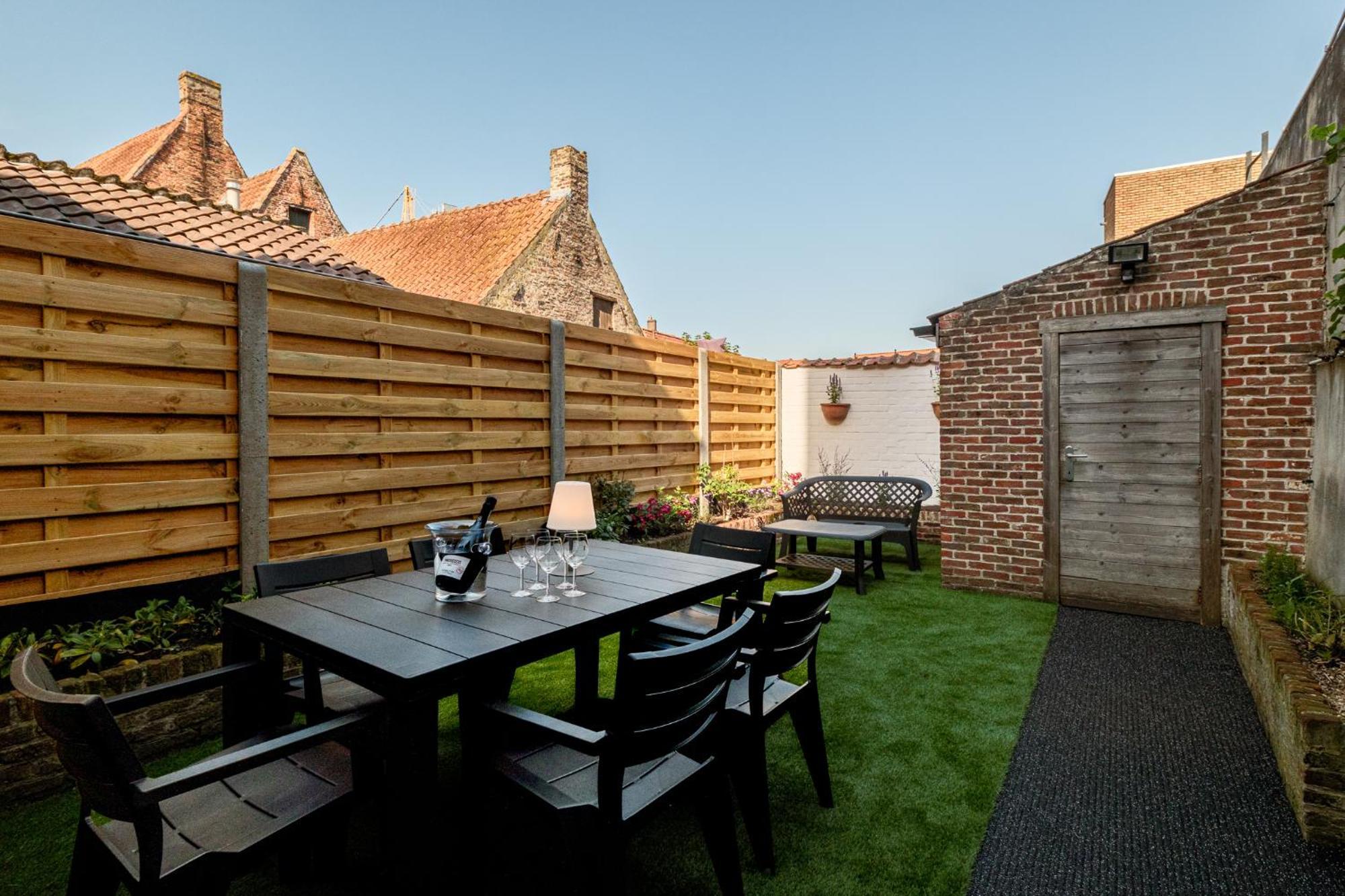 Guesthouse Gillis7 Brugge Bagian luar foto